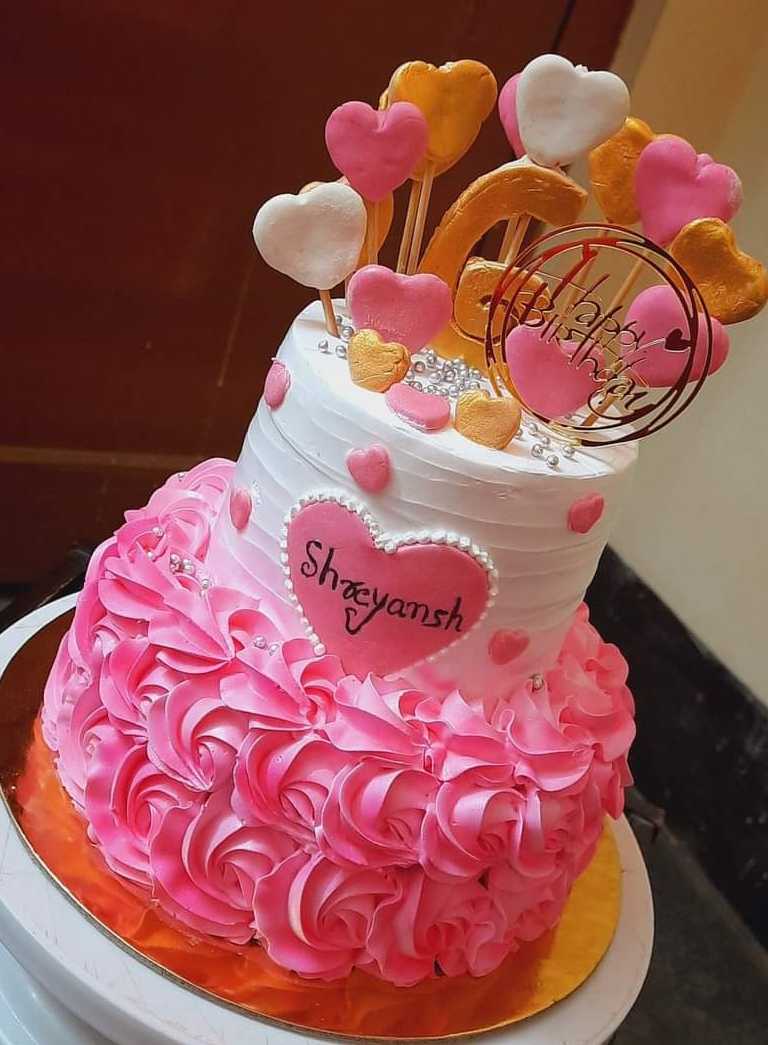 Premium RED N White Velvet Cake